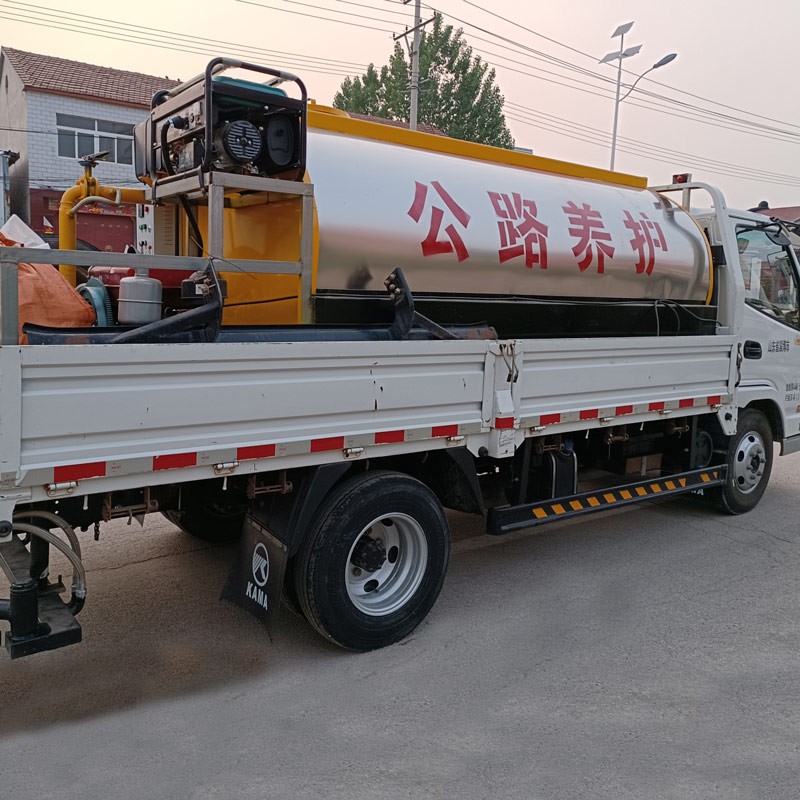 Distribuidor de asfalto automático